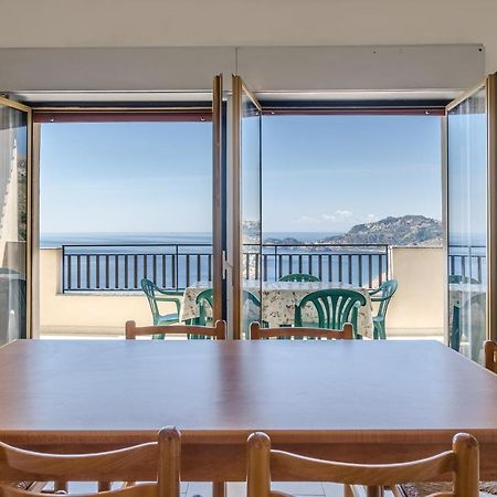Apartmán Casa Vacanze Andreana Letojanni Exteriér fotografie