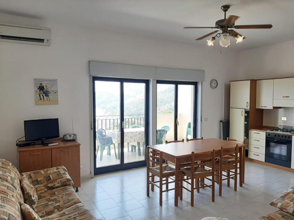 Apartmán Casa Vacanze Andreana Letojanni Exteriér fotografie